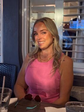 Meet your Posher, Laura
